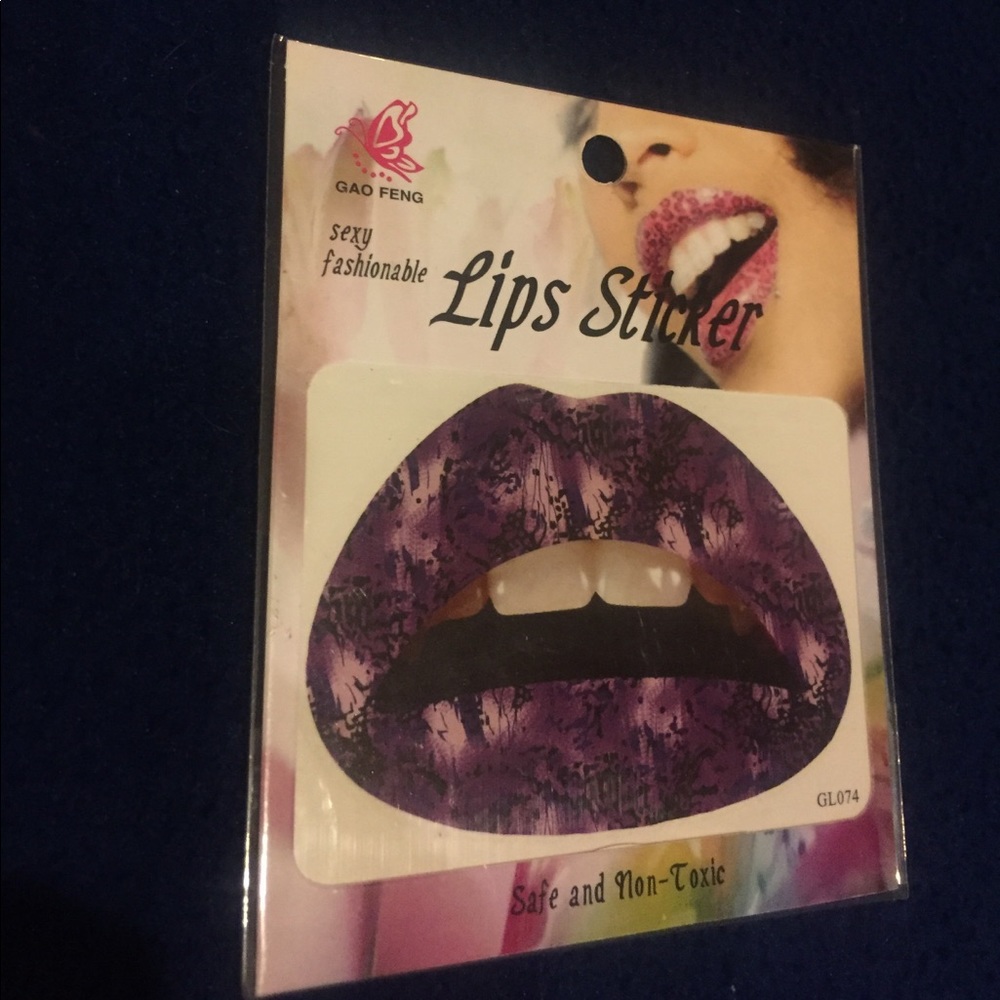 💋 Sexy snake print tattoo for your lips! Liquid proof for up to 8 hours! 💋